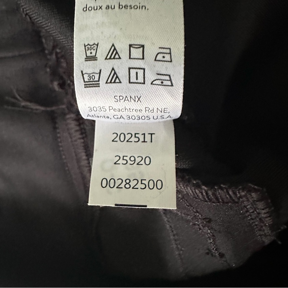 NWOT SPANX The Perfect Black Pant Back Seam Skinny Pants in Black sz M Tall - Picture 12 of 12